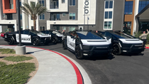 Police de Las Vegas : les 10 Cybertrucks modifiés sont déployés