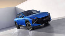 OMODA 5 : hybride 224 ch à 30 990 euros, les commandes ouvrent au Mondial de l'Auto