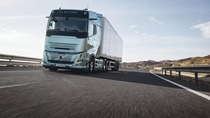 Volvo dévoile un camion électrique capable de rouler 700 km sur une charge