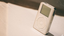 Et si le cadeau de Noël tendance était cet iPod "vintage" (hors de prix) ?