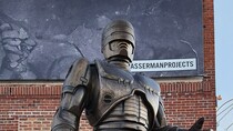 Inauguration de la statue de Robocop : le retour d'un héros culte