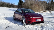 Le FSD de Tesla arrive dans un autre pays européen !