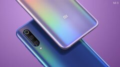 L'image du jour : le Xiaomi Mi9 se charge sans-fil à 20W (90mn/100%) #MWC