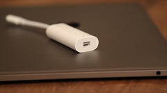 L'adaptateur Thunderbolt 3 vers Thunderbolt 2 n'est pas compatible mini-DisplayPort !