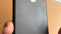 iPhone 7 : des taches indélébiles apparaissent sur le dos de certains modèles (photos)