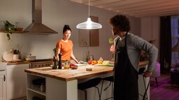 Philips Hue présente ses nouveautés : ampoules E27 1600 lumens, Lightstrip et Bloom