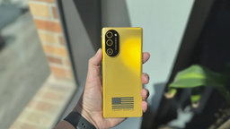 Le Trump Phone T1 arrive enfin, mais les premiers tests ne sont pas bons