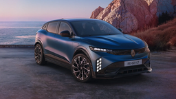Renault restyle la Mégane E-Tech : batterie LFP sans cobalt, 500 km et recharge plus rapide à 165 kW
