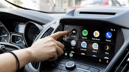 L'ouvre-porte de garage et portail connecté 1Control compatible CarPlay est en promo !