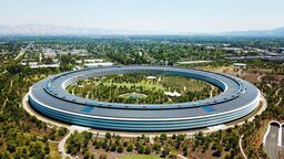 Apple Park : le plan hybride de reprise en présentiel à nouveau suspendu