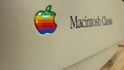 Apple TV, Apple One, App Store : pourquoi Apple casse ses codes ?