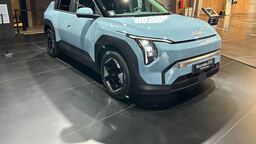 Mondial de l’Auto : Kia EV3, un SUV plus compact qu’il n’en a l’air !