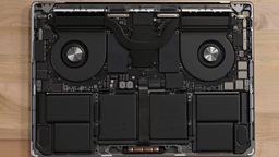 Démontage du MacBook Pro 16" M1 Pro : pas de changement drastique