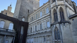 Cette américaine en burn-out demande à ChatGPT où se barrer, elle se retrouve à Uzès