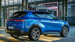 L'Alfa Romeo Tonale utilise un NFT pour son carnet d'entretien (et intègre Alexa et Android)