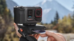 Le pack Instantané Insta360 Ace Pro 2 en promo à -20% : la caméra d’action se prend pour un Pola !