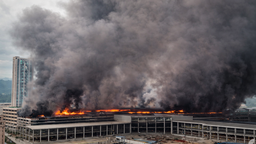 Un impressionnant incendie chez BYD à Shenzhen