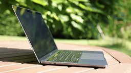 Il amène son MacBook Pro 2018 pour changer la batterie, Apple lui offre un M4 Max