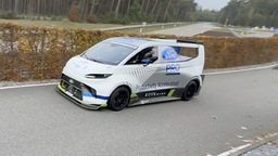 Le SuperVan électrique de Ford ira à Pikes Peak avec Romain Dumas !