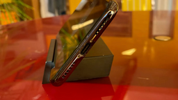 Un iPhone modifié USB-C et étanche, mis en vente sur eBay le 19 janvier !