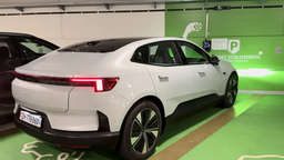La Suisse veut obliger les propriétaires à installer des bornes de charge pour voiture électrique