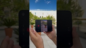 Prendre des photos et des vidéos avec l’iPhone Duo, c’est loin d’être pratique… 📱