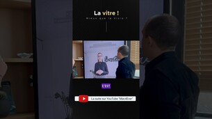 De la traduction en temps réel sur la vitre, pratique non ? #lavitre #visio #frenchtech #distanciel