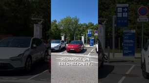 Il y a déjà la queue aux stations de recharge pour voiture électrique et c’est même pas encore l’été