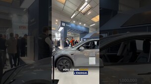 #tesla sur le salon de l’énergie #energaïa ! 😱 #energie #charge