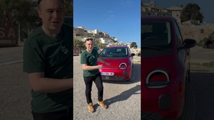 Alors, qui craque pour la Twingo électrique rouge ? ❤️⚡️