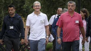 Tim Cook part en camp d'été avec Eddie Cue ! (et si Apple rachetait Netflix ?)