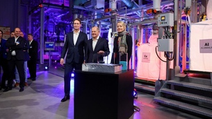 Mercedes-Benz inaugure son usine de recyclage de batteries