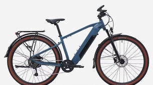 Decathlon lance le Rockrider E-EXPL 100 LTD, un VTC électrique à 1 700 euros avec 100 km d'autonomie