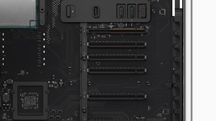 Le PCIe 7.0 offrira 8 fois la bande passante du PCIe 5.0 (qui n'est pas encore dispo dans nos Mac)