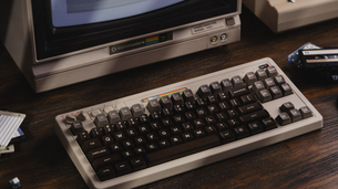 Après la NES, 8BitDo mise sur les nostalgiques du Commodore 64 !