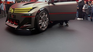 Peugeot E-T16 : la 205 Turbo 16 renaît en électrique avec 816 ch !