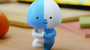 Apple vs Android : "Lil Finder Guy" peut-il rivaliser avec le robot Android ?