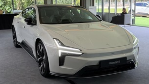 Je suis monté dans la Polestar 5, cette grande berline sportive vendue... 140 000€