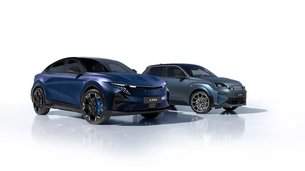Alpine A290 et A390 : une finition Collection et du carbone au Mondial de Paris