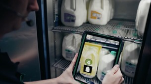 Starbucks débranche son IA qui confondait les briques de lait