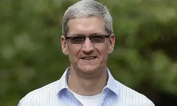 Tim cook passe à l'offensive et se défend d'évasion fiscale