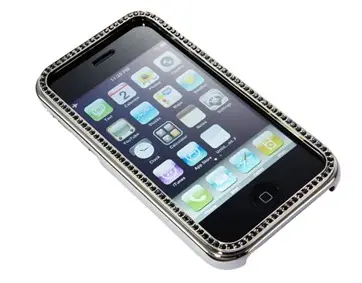 L'iPhone 3GS a droit à son traitement Swarovski aussi