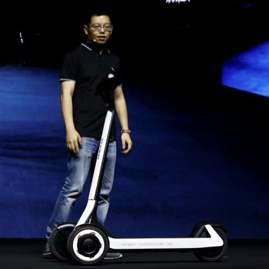 Ninebot lance une trottinette qui retrouve seule son chargeur