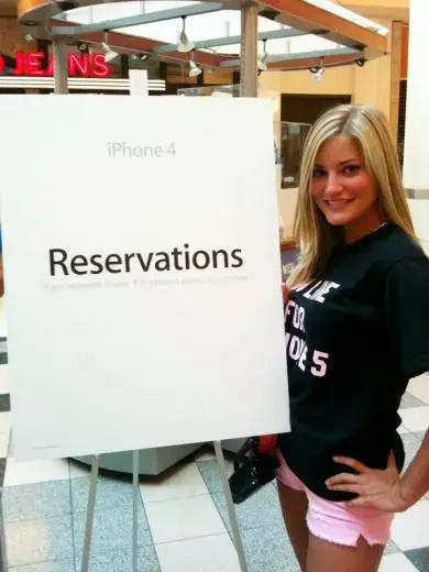 USA : le succès de l'iPhone 4 (featuring iJustine)