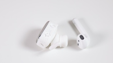 Le duel du jour : AirPods vs K'asq (PKparis), qui gagne le match de la finesse ? (et des specs)