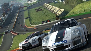 Real Racing 3 iOS est disponible (cette fois pour de bon)