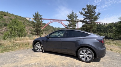 Les ventes incroyables de la Tesla Model Y en France : mieux que la Dacia Sandero ?