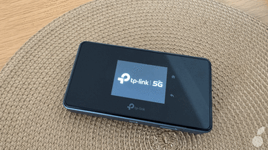 Test du TP-Link M8550 : un routeur de poche 5G WiFI 6E pour les pros ou les voyageurs
