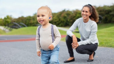 Aides auditives pour enfant : IA et connectivité avec Oticon Play PX