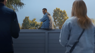 La vidéo du soir : Samsung se moque encore d'Apple dans une nouvelle pub